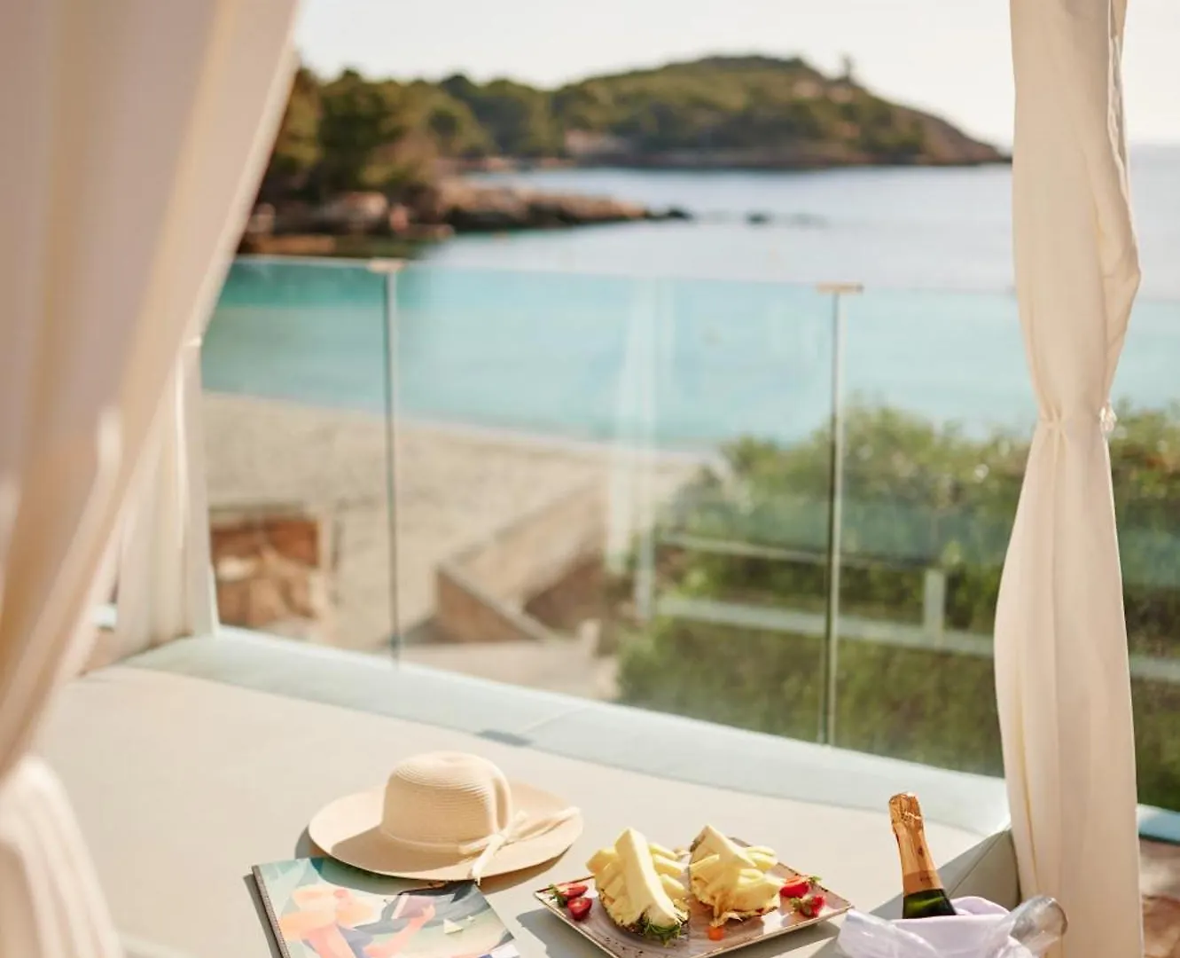 Aluasoul Carolina - Adults Only Hotel Font de sa Cala